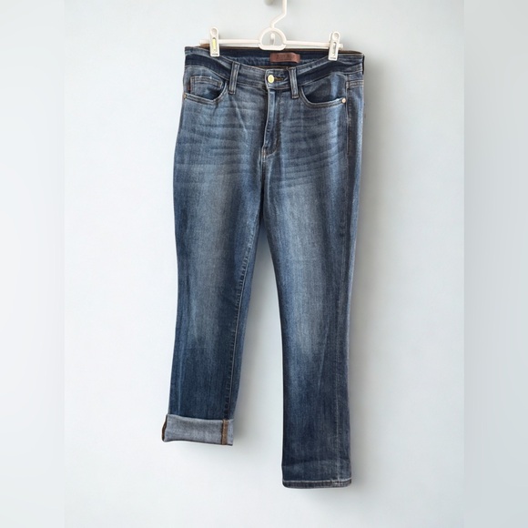 Judy Blue Mid-Rise Stretch Capri Jeans
